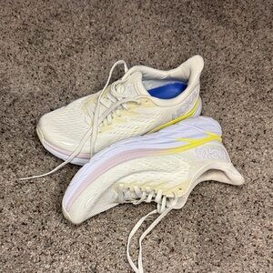Hoka Clifton 8 Running Shoes